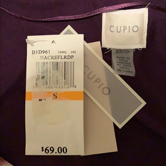 59. Cupio Hi Low Hem Blouse, Floral & Long Sle… - Picture 11 of 13